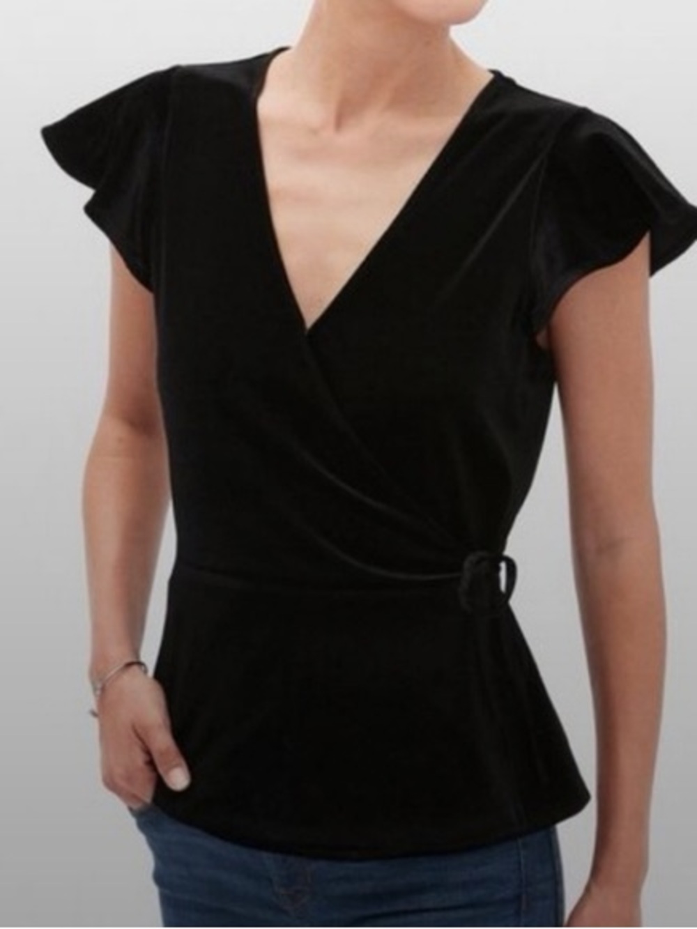 Banana Republic Emerald Green Velvet Wrap Top Flutter Sleeves Holiday Romantic